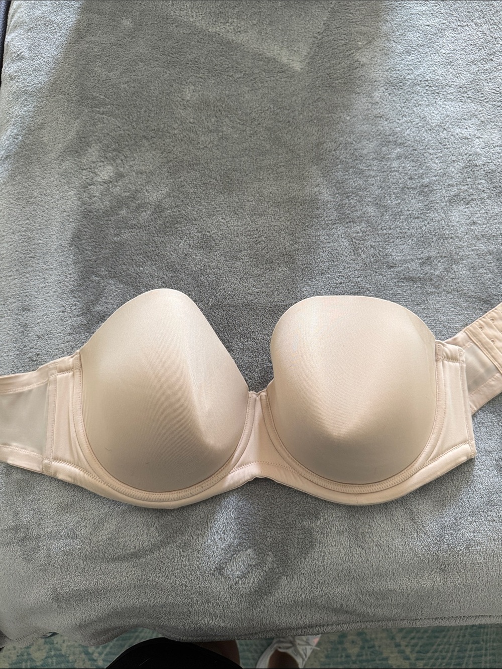 Wacoal Strapless Bandeau Bra in Nude